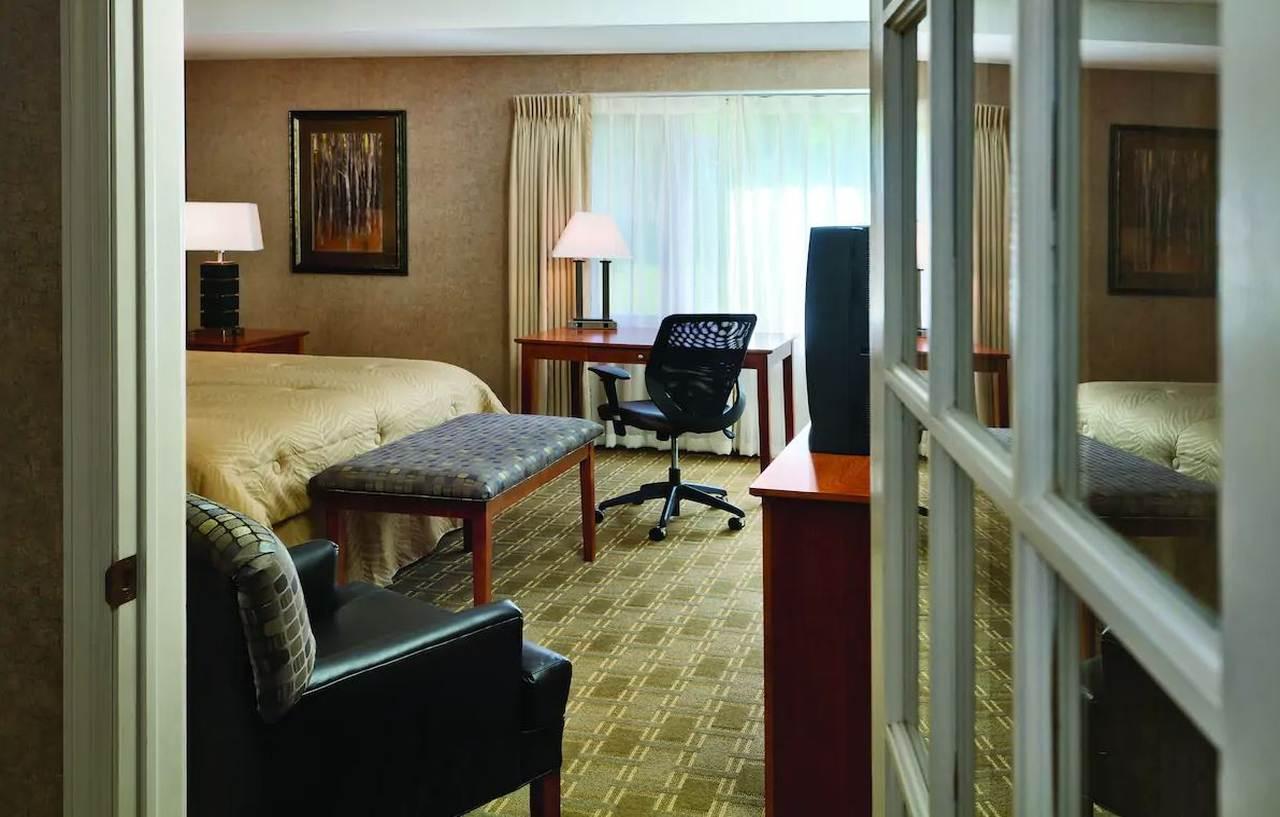 Arrowwood Resort Hotel And Conference Center - Alexandria Exterior foto